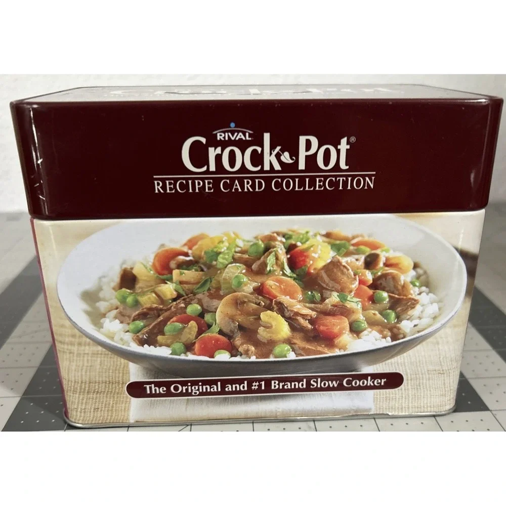 Rival Crock Pot Recipe Card Collection in Tin Box Never Used Include BLANK cards